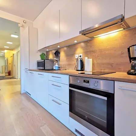 アパート Scandian - Hub *