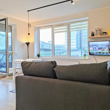 Scandian - Hub アパート タリン